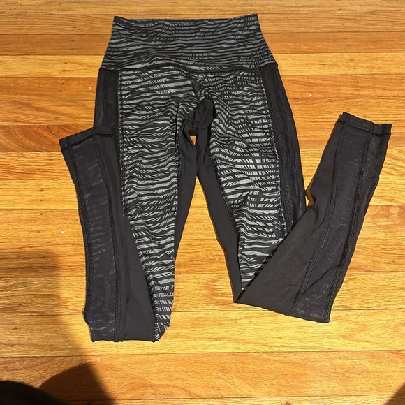 Wunder Under Legging Roll Down Size 2 (XS) - Picture 3 of 4